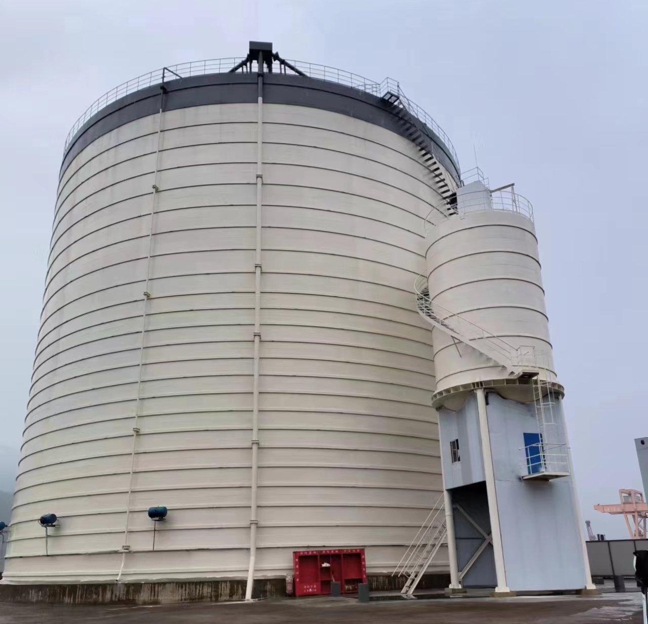 长坡镇10万吨水泥钢板库